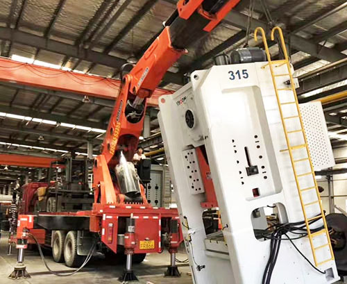 下陆提升工作效率，选择优质折臂吊租赁服务