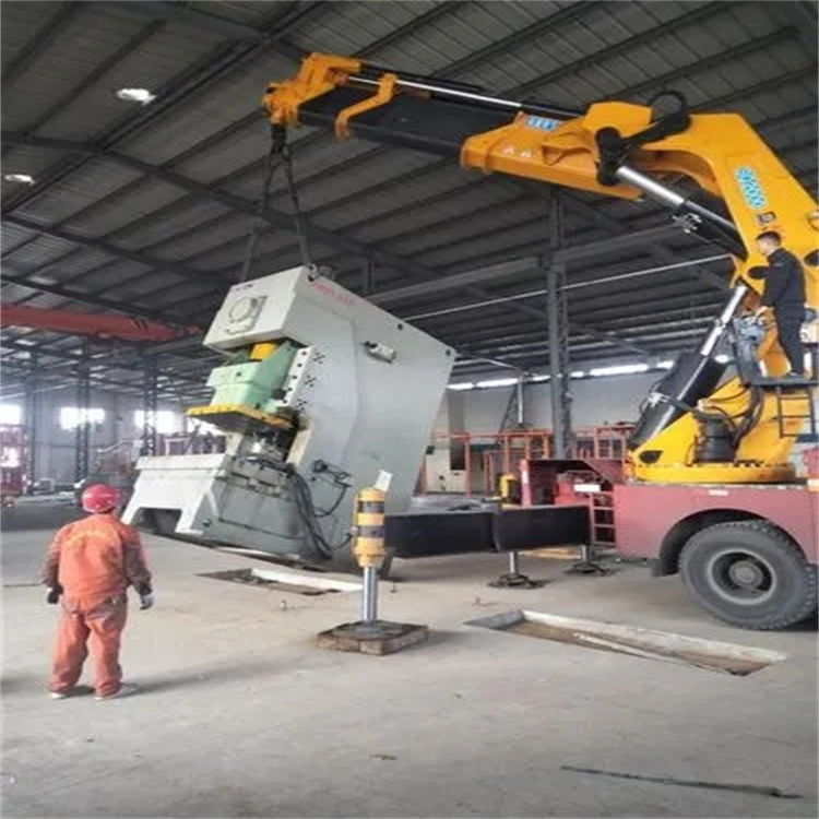 下陆80吨折臂吊车出租附近电话