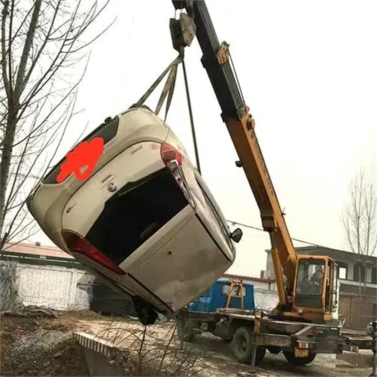 下陆随时待命，吊车24小时道路救援服务全解析